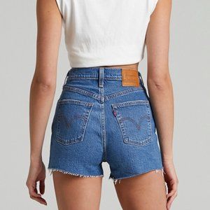 Levi Ribcage Shorts | Size 24